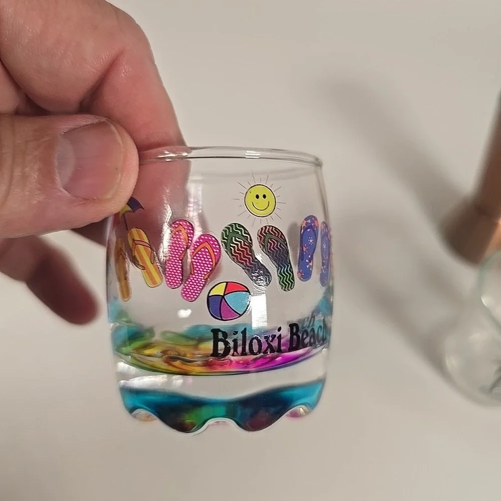 4 Assorted Shot‎ Glasses & 1 X 1.5 Oz Jigger Bar Starters Beach Theme